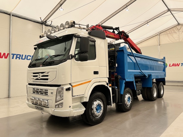 Volvo FM 460 8×4 Steel Tipper Grab