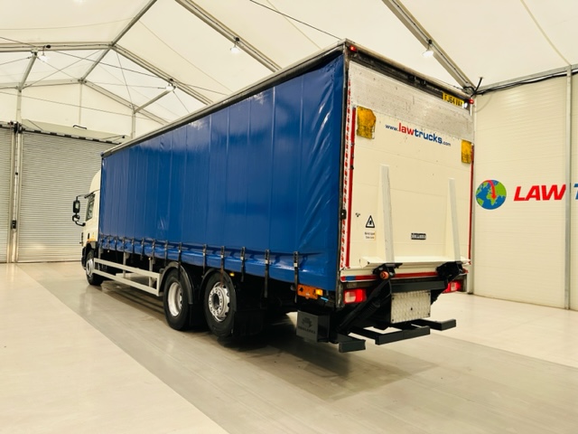 DAF CF75 310 6×2 Rear Lift Sleeper Cab Curtainsider