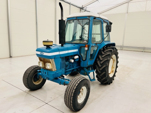 Ford 7610 Tractor