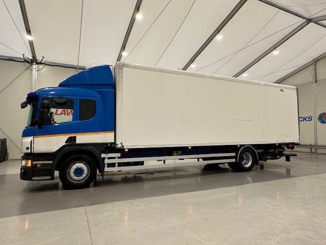 Scania P250 4×2 Sleeper Cab Fridge Box