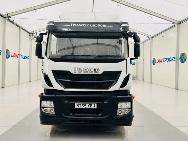Iveco Stralis 310 AT 6×2 Box Van