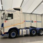 Volvo FH 500 Euro 5 6×2 Tractor Unit Safari Edition - thumbnail