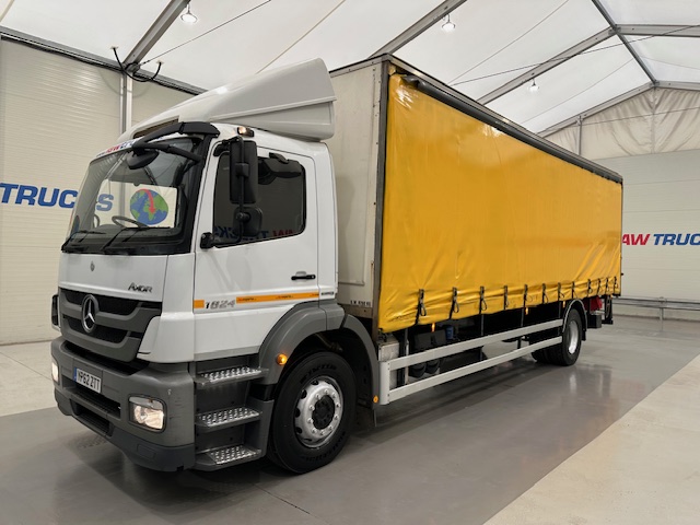 Mercedes Axor 1824 Day Cab Curtainsider Manual