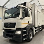 MAN TGS 26.320 6×2 Sleeper Cab Fridge Box - thumbnail