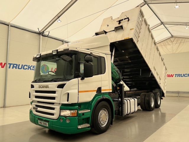 Scania P270 10 Tyre Day Cab Bulk Tipper with Crane