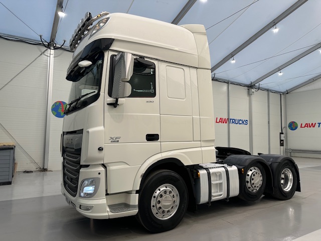 DAF XF 530 6×2 Midlift Tractor Unit