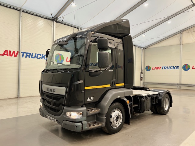 DAF LF 260 4×2 Rest Cab Tractor Unit