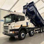 Scania P370 8×4 Sleeper Cab Tipper Manual - thumbnail