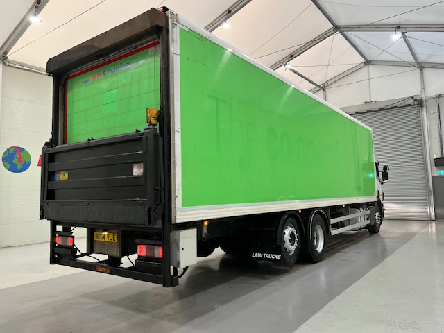 Scania P280 6×2 Rear Lift Day Cab Fridge Box