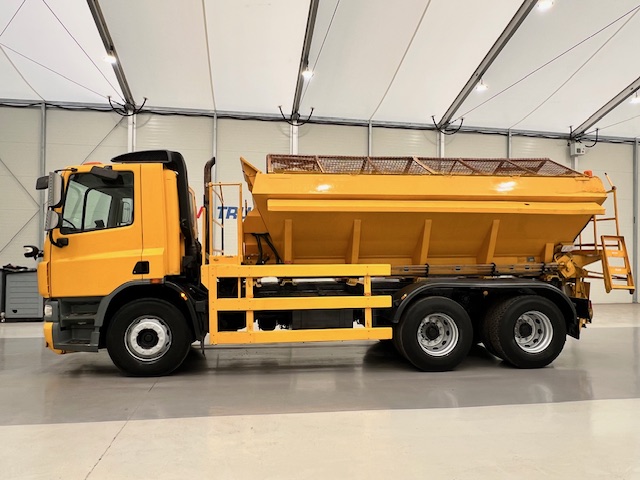 DAF CF75 310 6×4 Day Cab Gritter