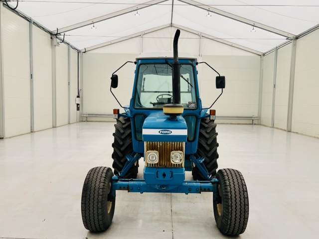 Ford 7610 Tractor