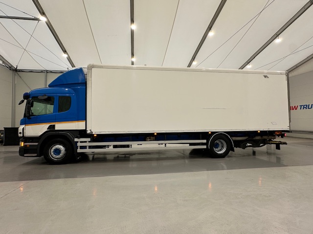 Scania P250 4×2 Sleeper Cab Fridge Box