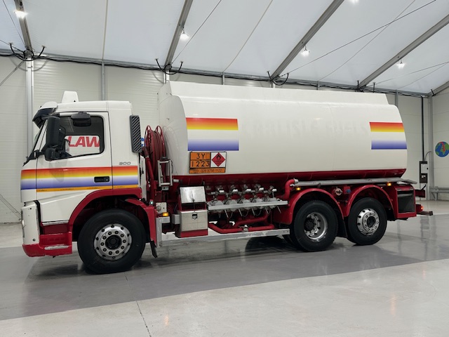 Volvo FM 300 6×2 20,000 Litre Fuel Tanker