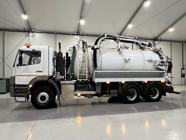 Mercedes Atego 2628 6×4 Day Cab Vacuum Tanker