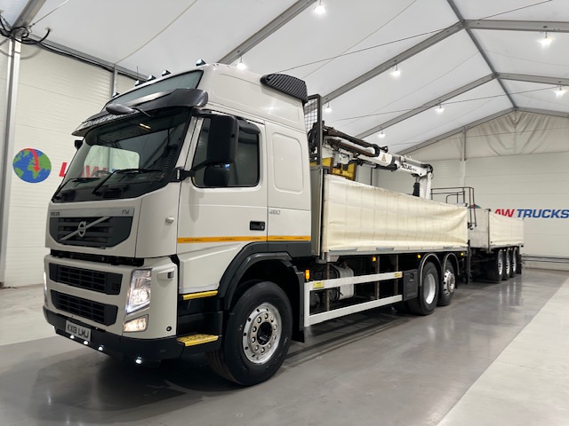 Volvo FM 450 Dropside Brick Grab Drawbar