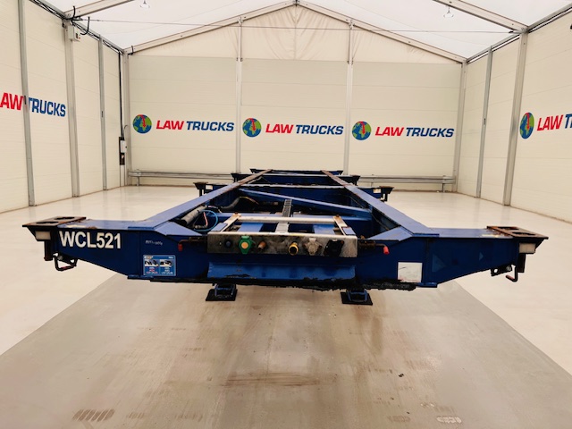 Montracon Tri Axle Sliding Skeletal Trailer BPW