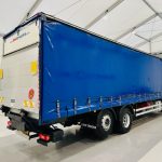 Volvo FM 300 6×2 Sleeper Cab Curtainsider - thumbnail