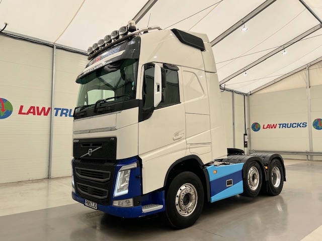 Volvo FH 500 GTXL 6×2 Midlift Tractor Unit