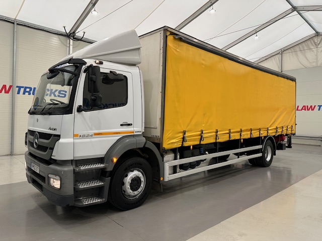Mercedes Axor 1824 Day Cab Curtainsider Manual