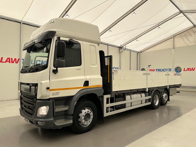 DAF CF 440 6×2 Sleeper Cab Dropside Drawbar Spec