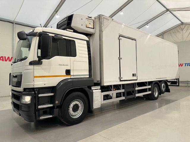 MAN TGS 26.320 6×2 Sleeper Cab Fridge Box