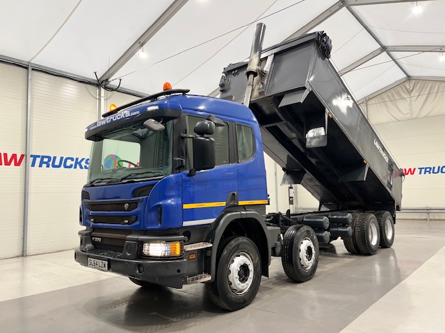 Scania P370 8×4 Sleeper Cab Tipper Manual