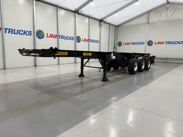 Dennison Tri Axle Sliding Skeletal Trailer BPW
