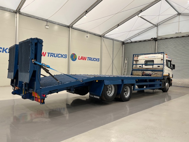 Scania 114 340 6×2 Sleeper Cab Beavertail