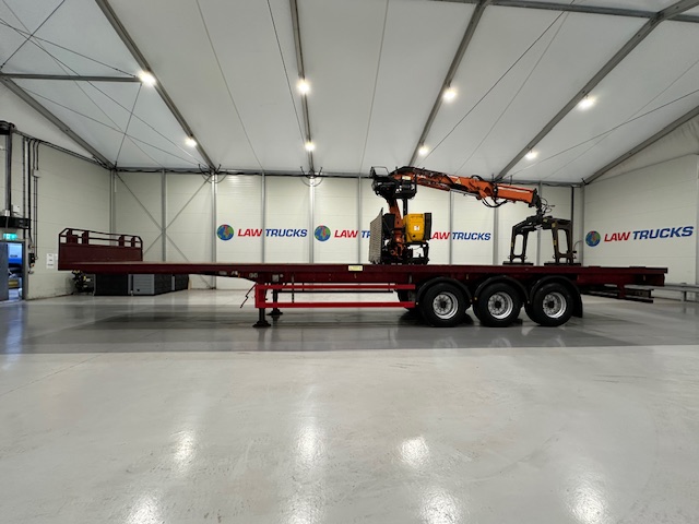 Montracon Tri Axle Flatbed Brick Grab Trailer