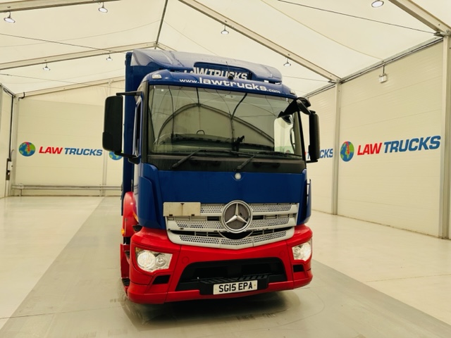 Mercedes Actros 1824 Day Cab Curtainsider