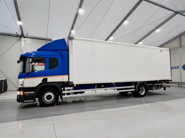 Scania P250 4×2 Sleeper Cab Fridge Box