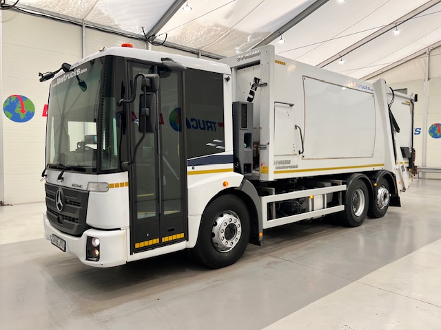 Mercedes Econic 2630 6×2 Refuse Bin Lorry
