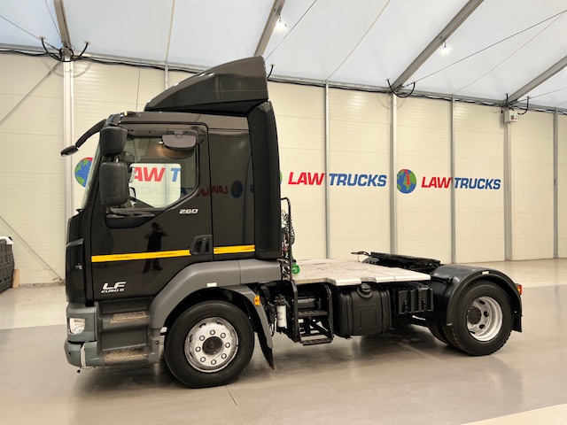 DAF LF 260 4×2 Rest Cab Tractor Unit