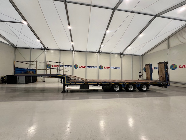 Kassbohrer Tri Axle Machinery Carrier Lowloader