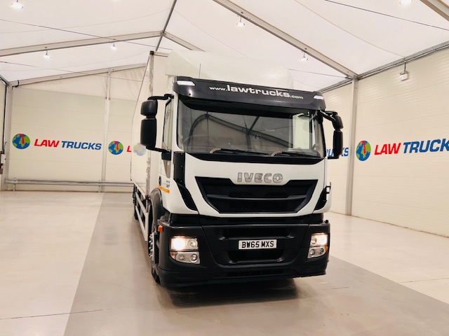 Iveco Stralis 310 AT 6×2 Box Van