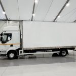 Renault Midlum 190 Sleeper Cab Box Van - thumbnail