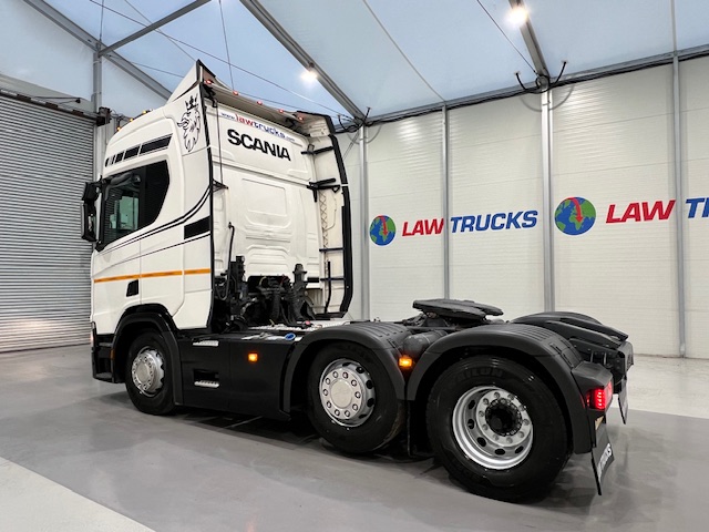 Scania R450 6×2 Midlift Tractor Unit