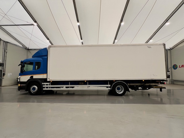 Scania P250 4×2 Sleeper Cab Fridge Box
