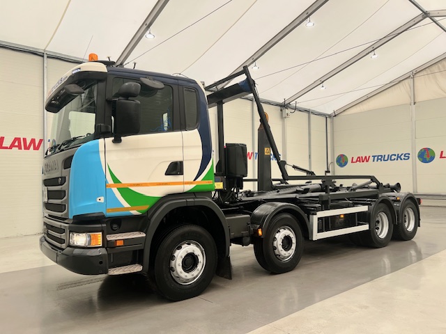 Scania G410 8×4 Rest Cab Hookloader Drawbar