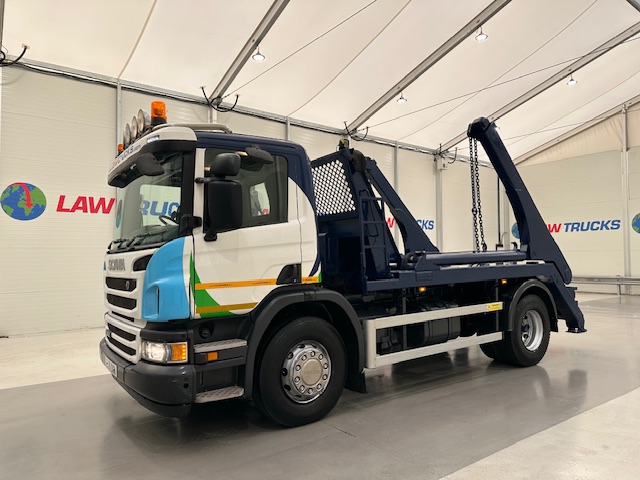 Scania P250 4×2 Day Cab Skip Loader