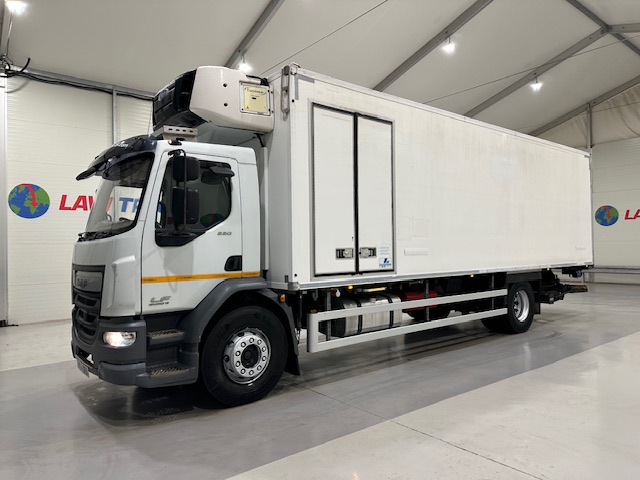 DAF LF 220 Day Cab Fridge Box