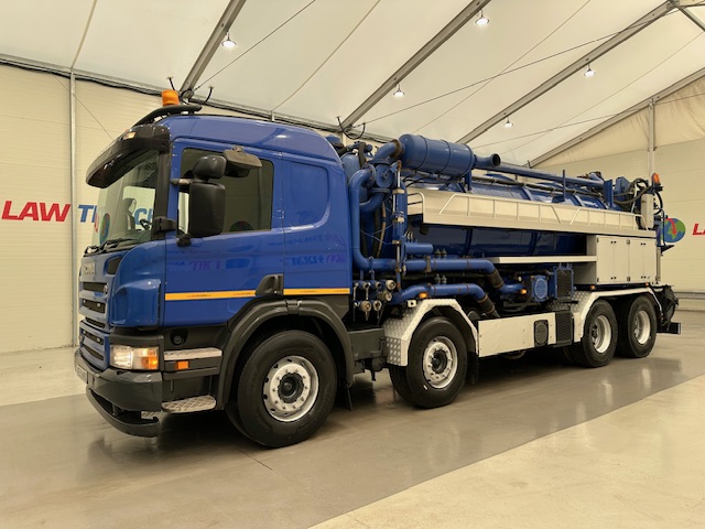 Scania P420 8×4 Sleeper Cab Vacuum Tanker