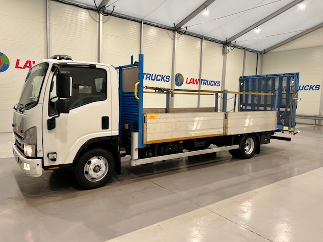 Isuzu N75 190 Day Cab Dropside Beavertail