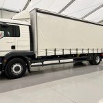 MAN TGM 18.250 4×2 Sleeper Cab Curtainsider - thumbnail