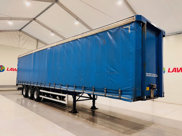 SDC Tri Axle Curtainsider Trailer