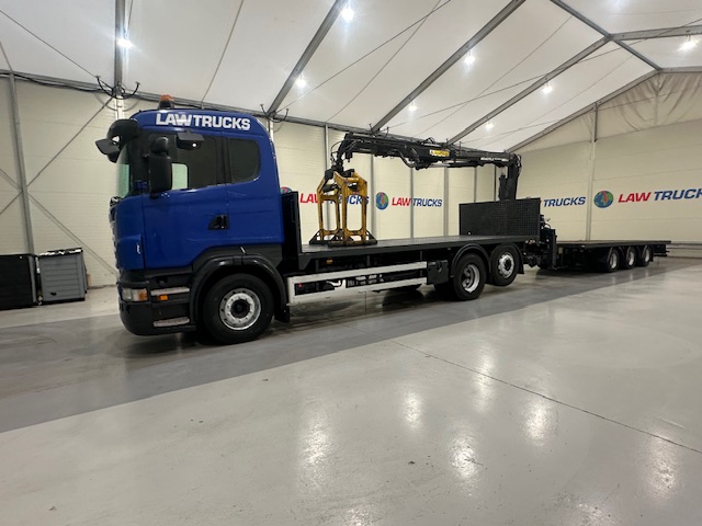 Scania R420 6×2 Rear Lift Brick Grab Drawbar