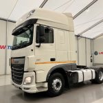 DAF XF 460 4×2 Super Space Cab Tractor Unit - thumbnail