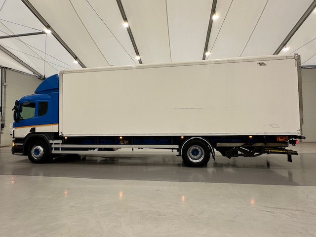 Scania P250 4×2 Sleeper Cab Fridge Box