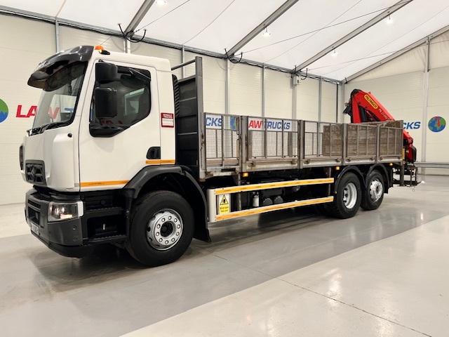 Renault C320 6×2 Day Cab Dropside with Crane