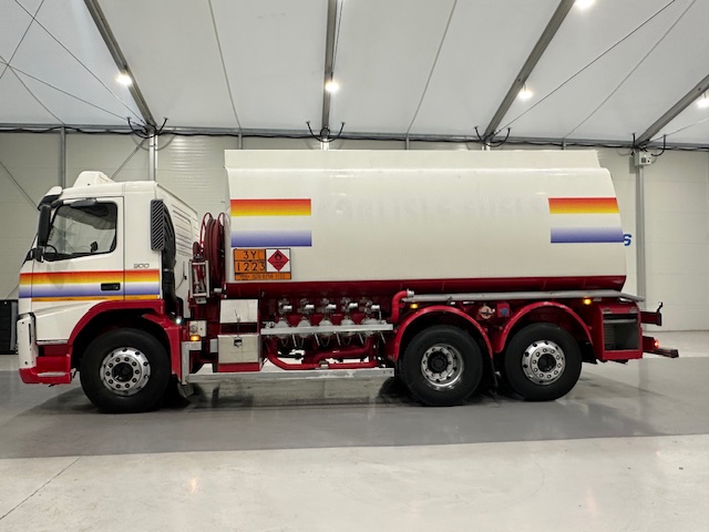 Volvo FM 300 6×2 20,000 Litre Fuel Tanker
